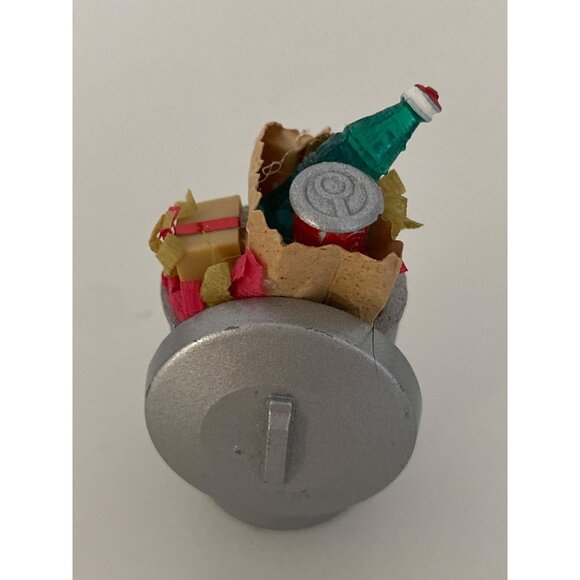 VTG Department 56 Original Snow Village Christmas Trash Can Accessory Doll House - Picture 3 of 5